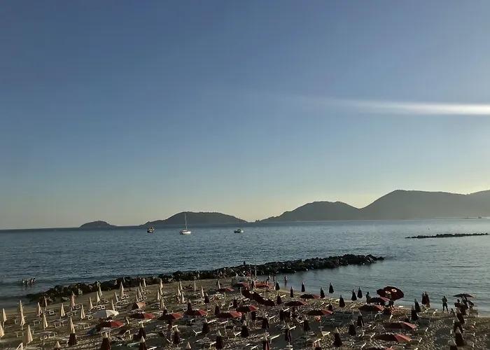 Konukevi Approdo 36 La Spezia